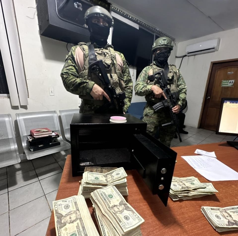 En control encuentran 25.000 dólares que no se pudo justificar