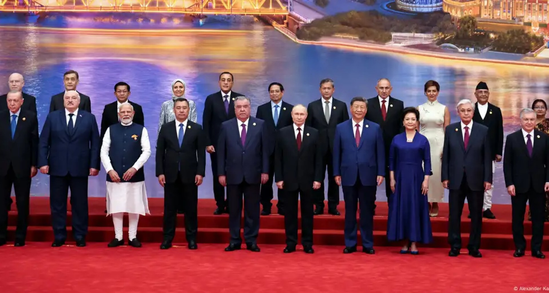Comentario de Xinhua: OCS actúa para asumir mayor papel en desarrollo y gobernanza
