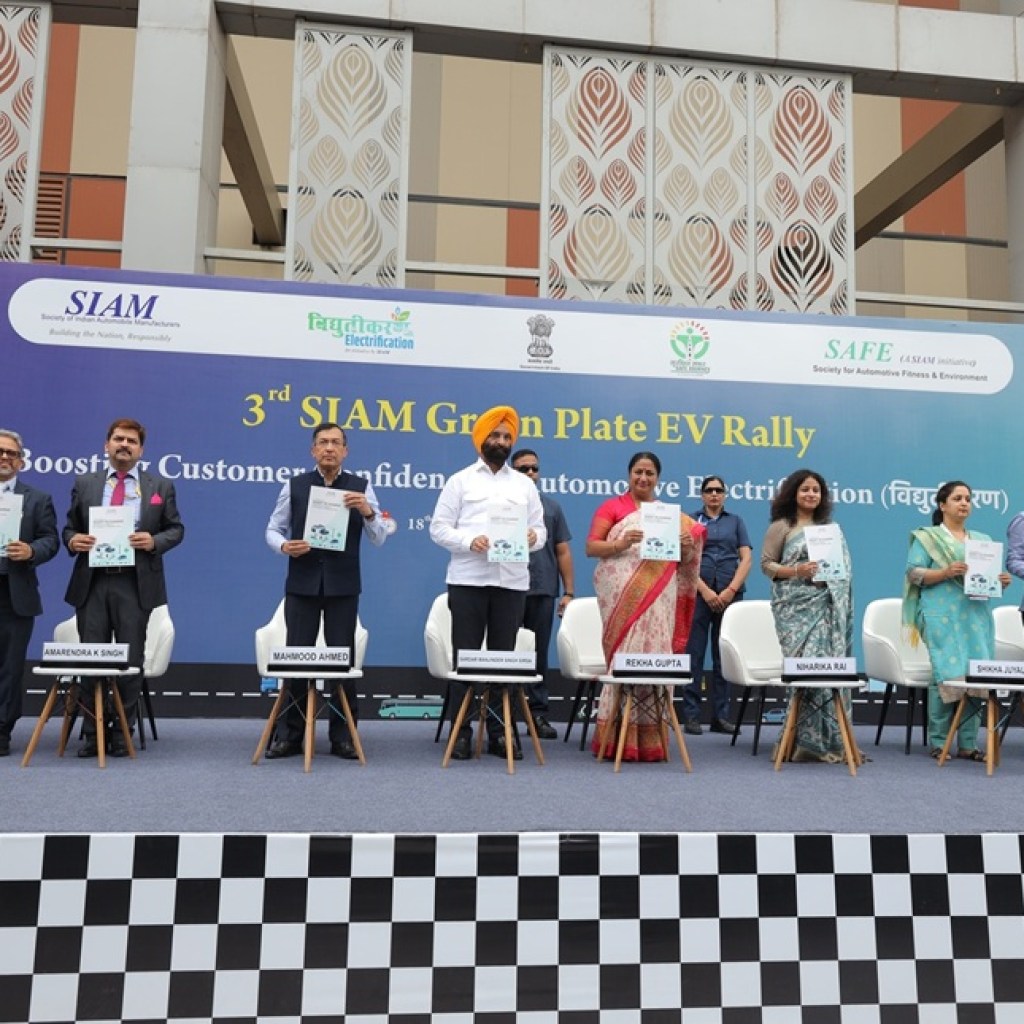 SIAM’s 3rd Green Plate EV Rally Drives India’s Electrification Agenda Forward