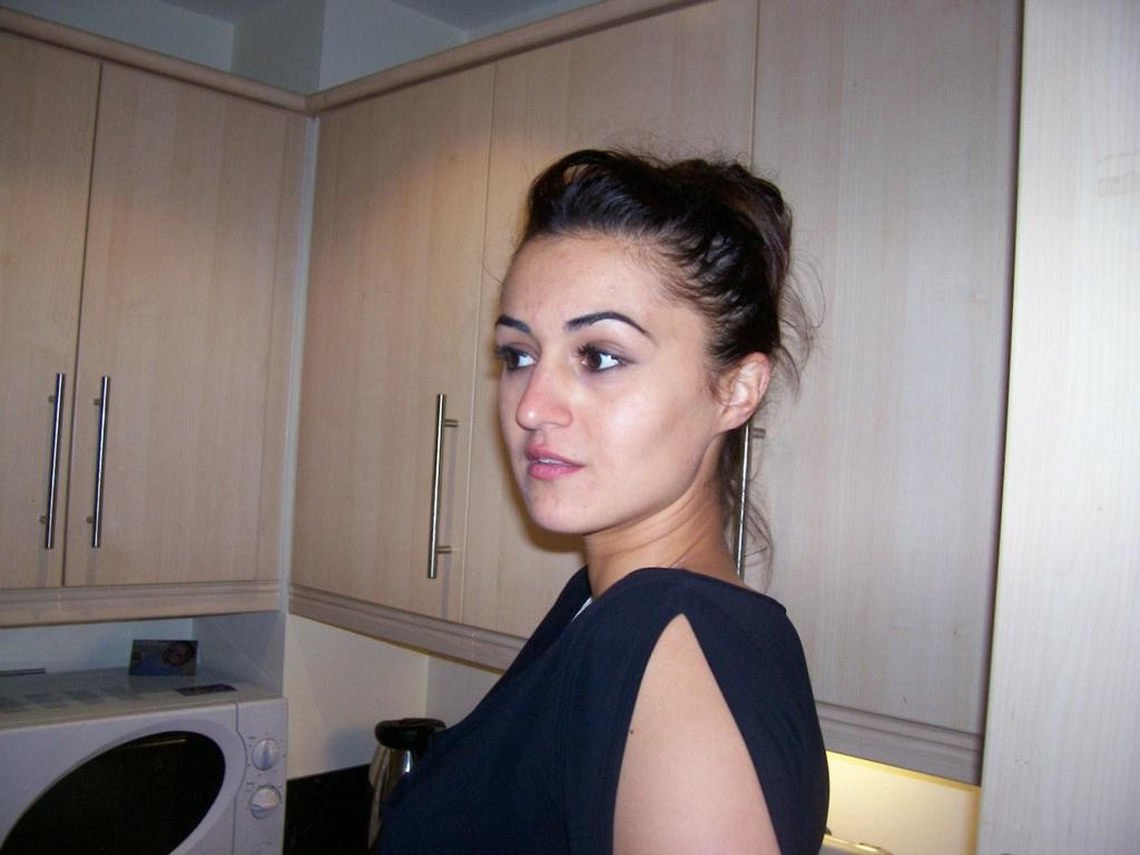 Молодая красотка порно