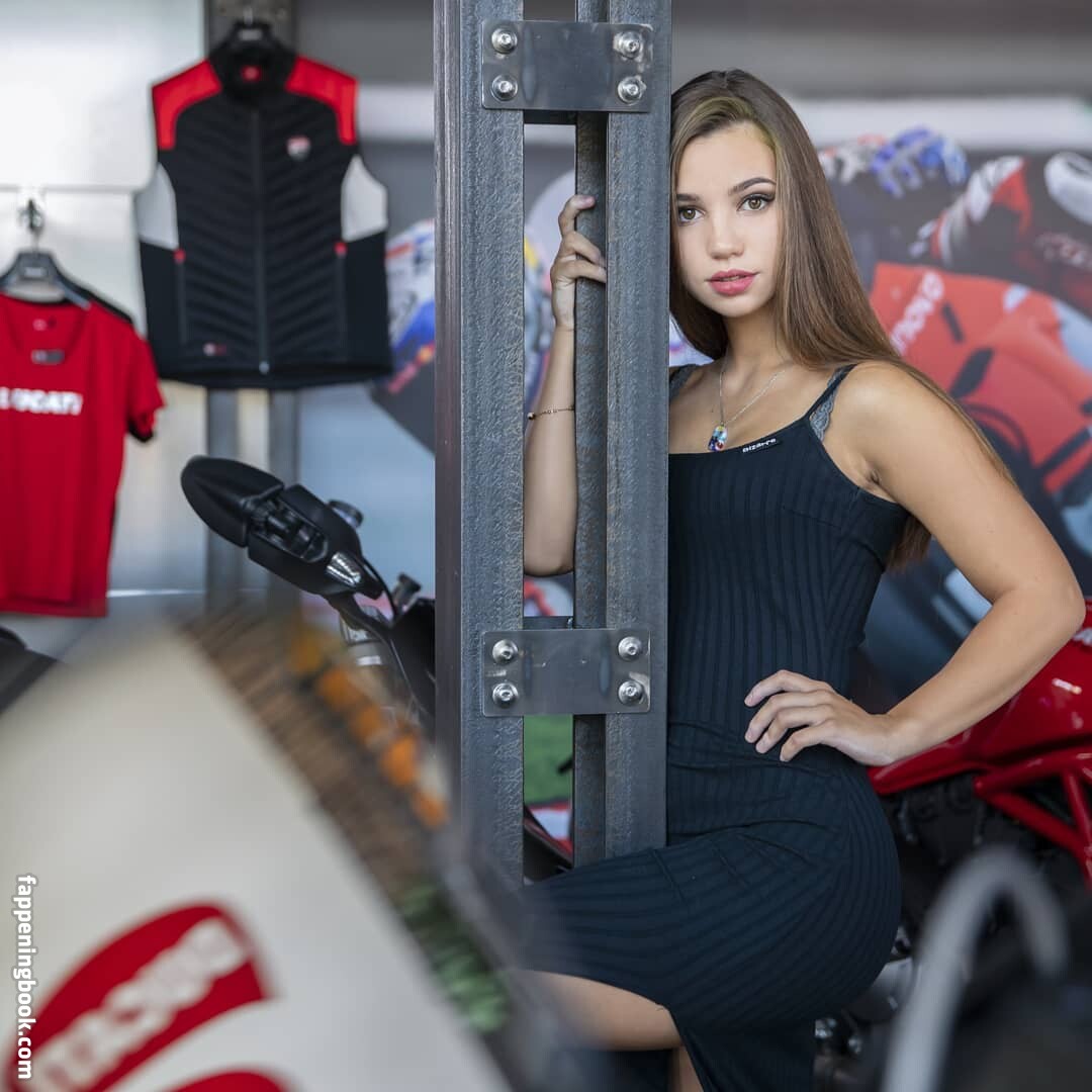 Teenstarletstudios