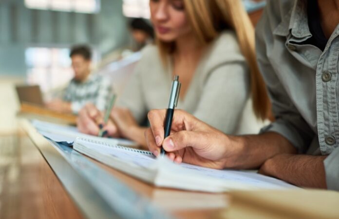 Pharmaforward, Parte Il Corso Di Alta Formazione All'università Di Napoli - Farmaciavirtuale.it 451_x_696_jpg
