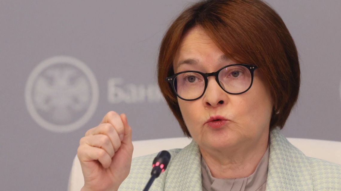 Экономика России выходит из перегрева. У Центробанка случилось раздвоение личности? Экономика России выходит из перегрева. У Центробанка случилось раздвоение личности?
