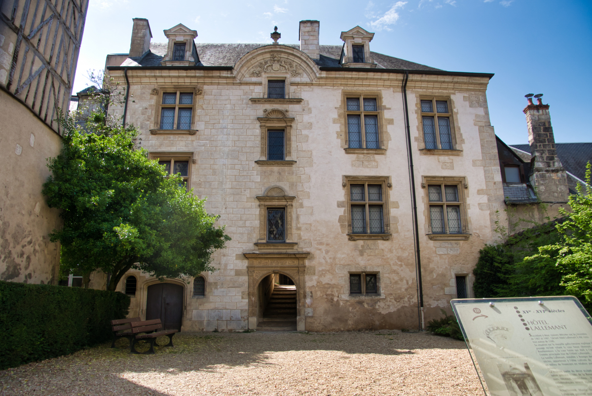 Hotel lallemant bourges