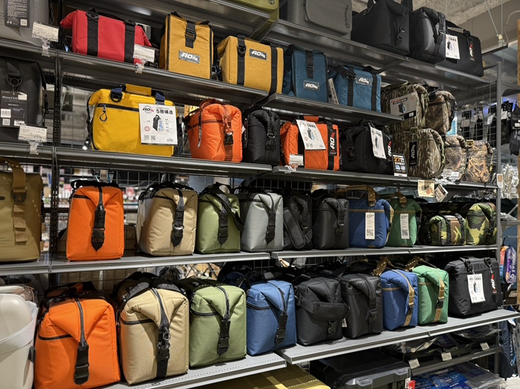 速乾、軽さ、強度をあわせ持つAOクーラーが入荷✨ 速乾、軽さ、強度をあわせ持つAOクーラーが入荷✨