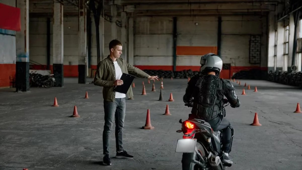 How Many Lessons Do You Need To Pass The Motorcycle Test