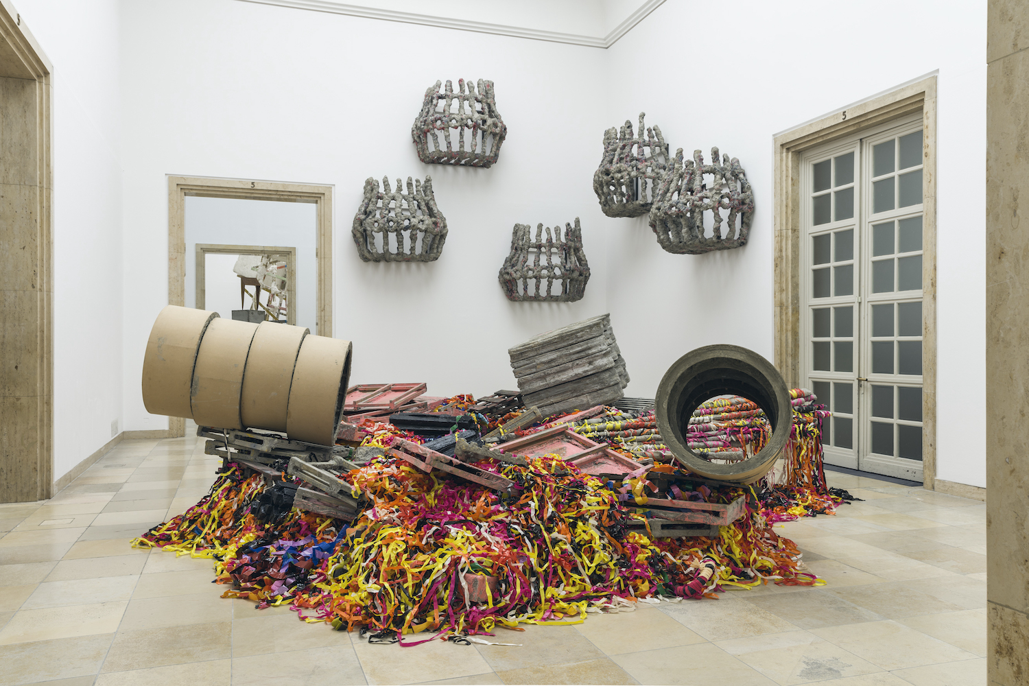 Phyllida Barlow Frontier Haus Der Kunst Munich Flash Art