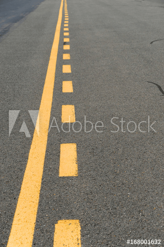 Types of road lines - solid, dotted, broken, dashed | WordReference Forums