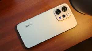 I Used the vivo V70 for a Month — And It’s the Best V-Series Yet