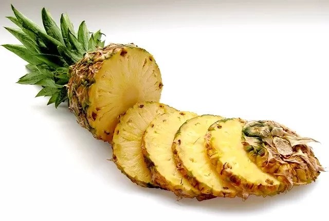 What Are The World's Healthiest 20 Fruits? 6 pineapple