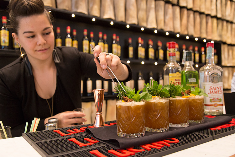 Offerte Di Lavoro Per Barman E Sala | Futuro E Lavoro 500_x_750_jpg