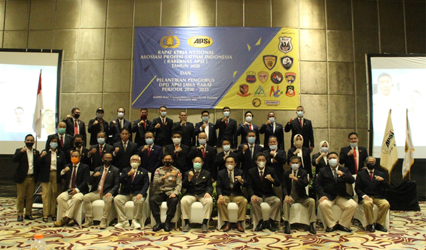 Sambutan Ketua Umum APSI dalam Rakernas Kedua di Bandung - Jasa Satpam  Bandung