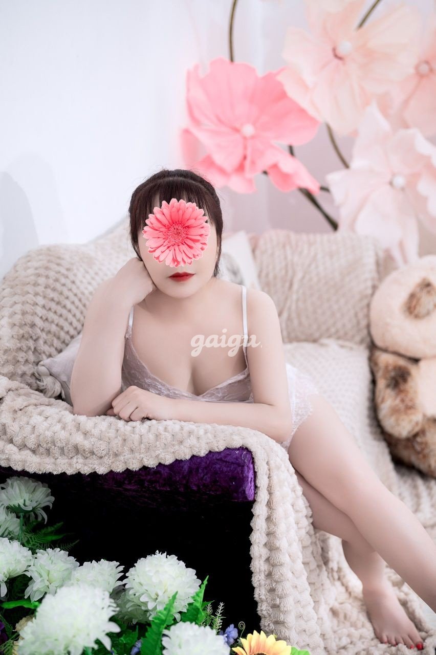 New HẢI ANH DA TRẮNG MÔNG TO DÂM ĐÃNG NHIỆT TÌNH SAY MÊ