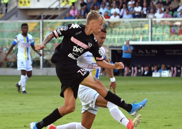 Il Palermo Al Lavoro In Vista Del Taranto, Felici Vicino Al Ritorno In Rosanero - Giornale Di Sicilia 439_x_615_png