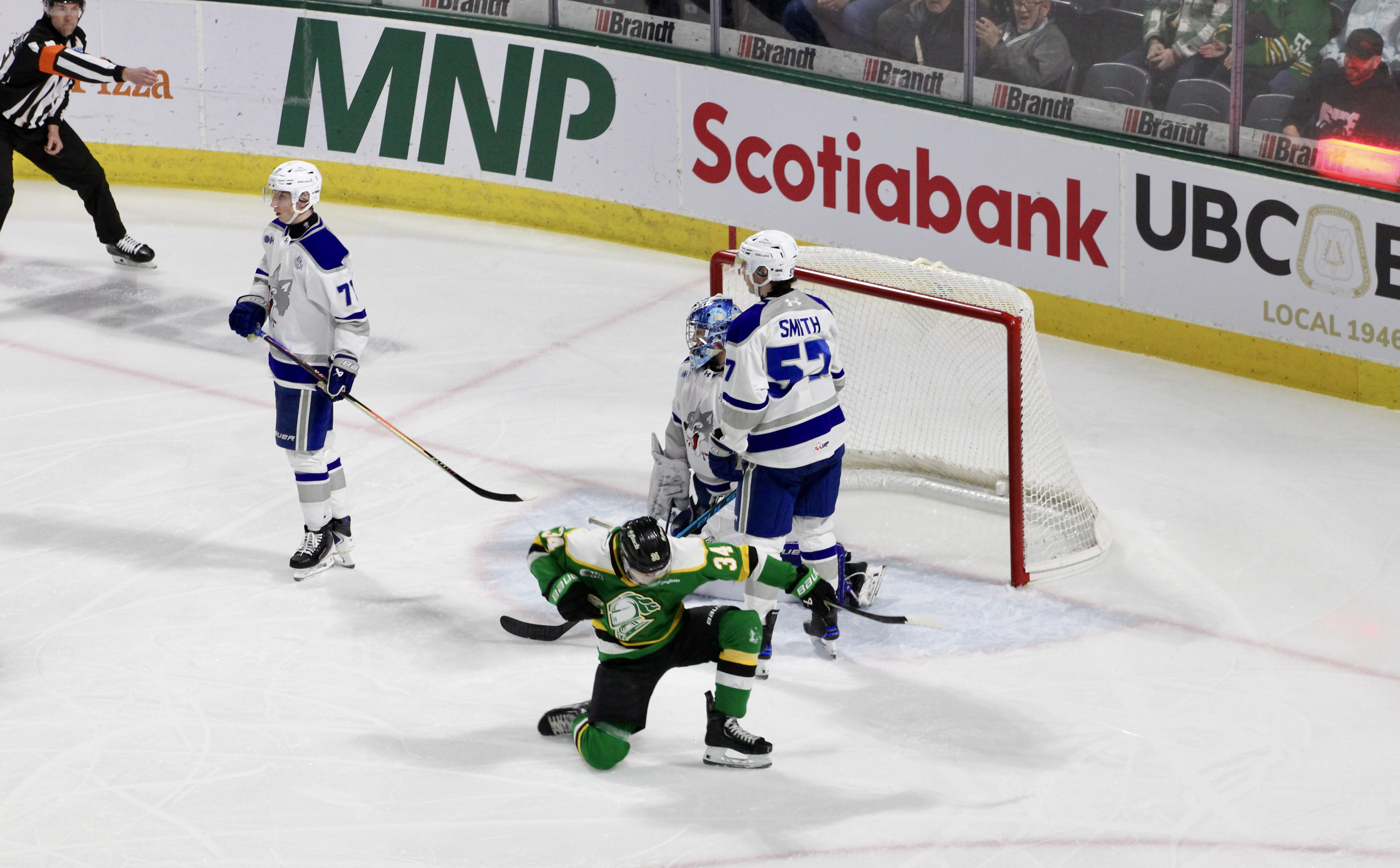 Grande primeiro período ajuda London Knights a derrotar Sudbury Wolves por 4 a 2 – Londres