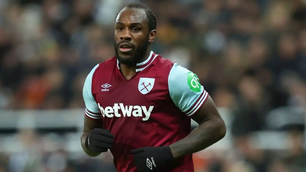 West Ham United Rally Around Michail Antonio After Car Accident