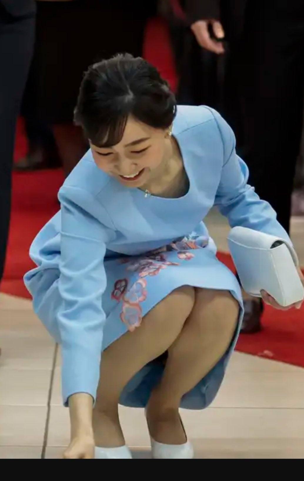 佳子 さま パンチラ