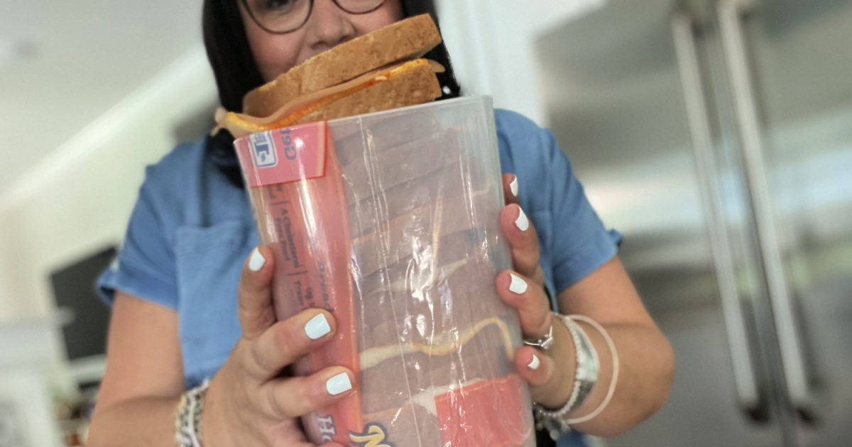 Here’s How to Create a Genius Sandwich Dispenser Here’s How to Create a Genius Sandwich Dispenser