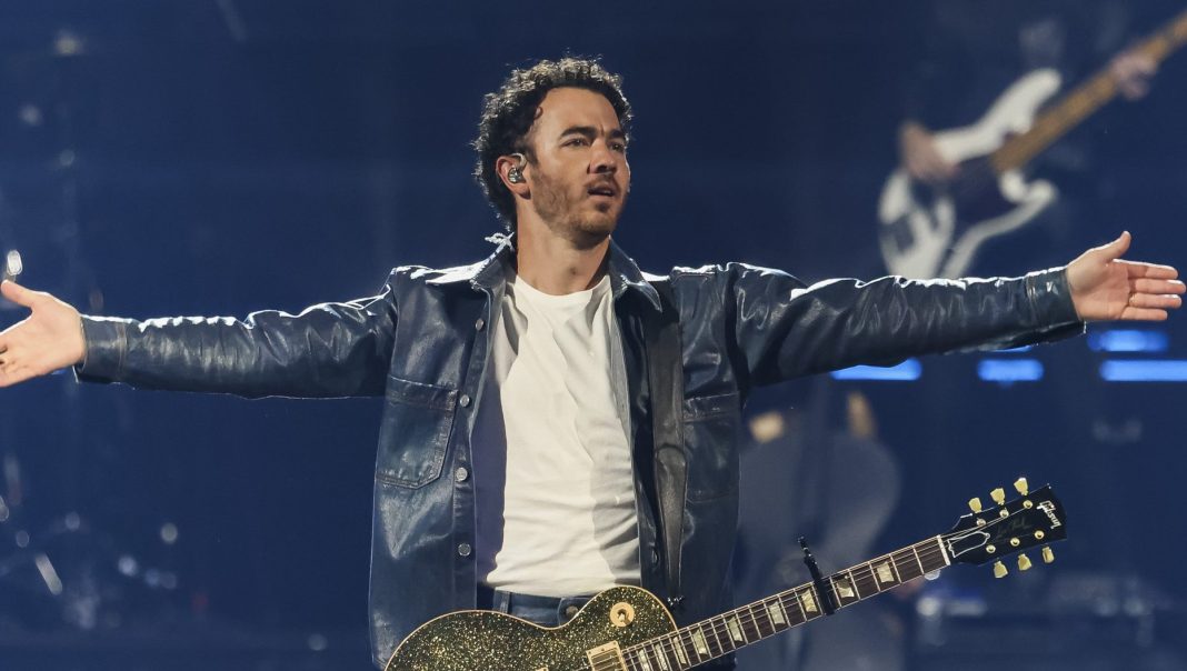 Kevin Jonas Net Worth 2025: cuánto dinero tiene ahora