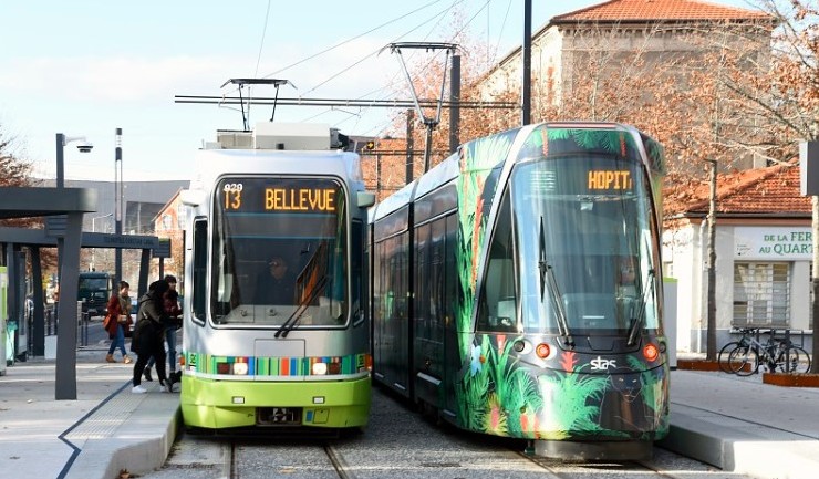 St Etienne Opens New Tramway Section Urban Transport Magazine