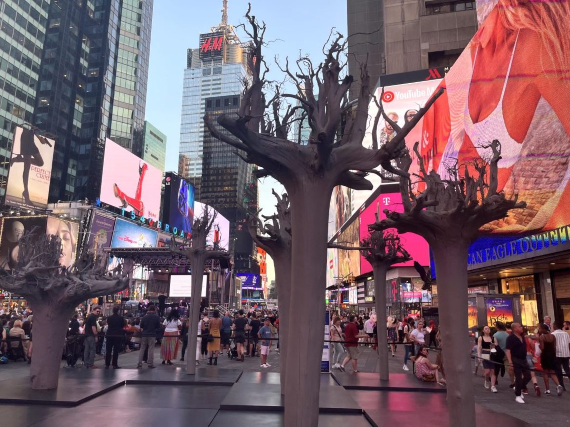 Charles Gaines Brings Trees Back to Times Square