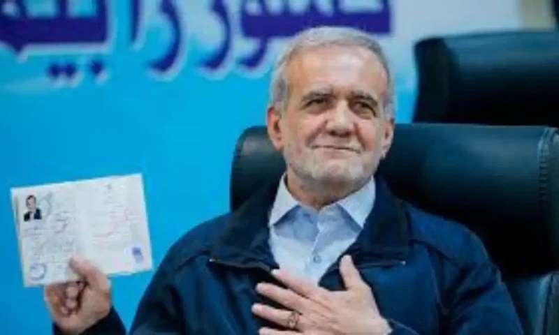 ایرانی صدر منتخب ہونے پر مسعود پزشکیان وعدے نبھاسکیں گے؟