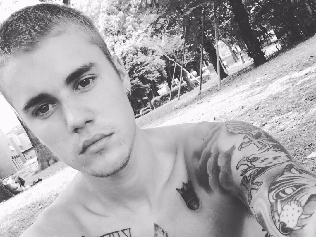 Justin Bieber Shows Off His Massive Chest Tattoo In A New Video 810_x_1080_jpg
