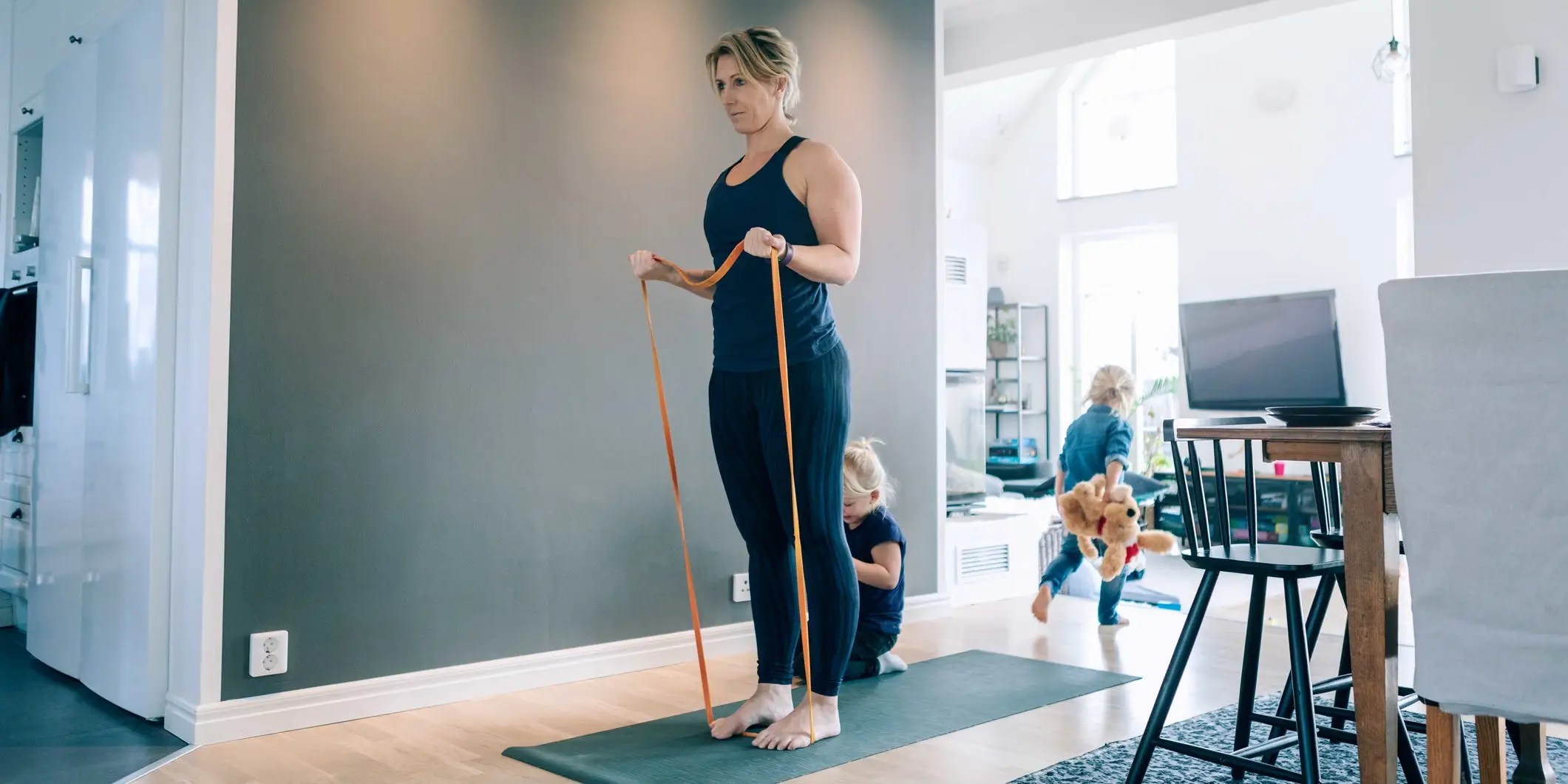 Transform Your Workout: Why Resistance Bands Are Better Than Weights!