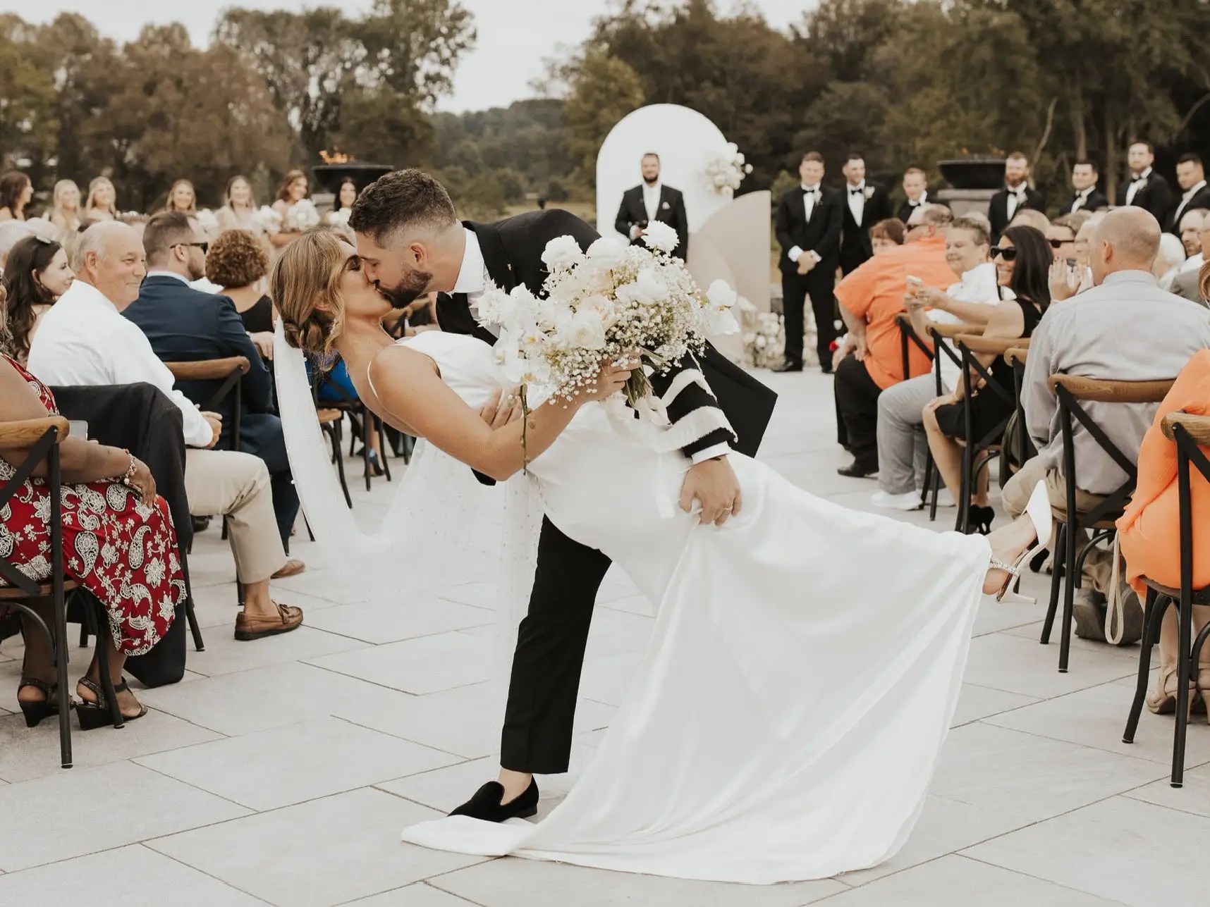Brides