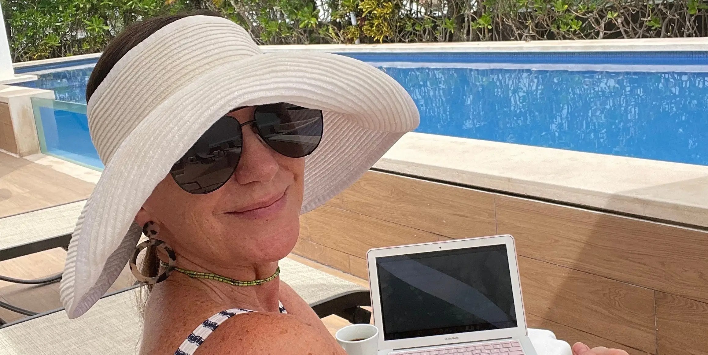 A Long-Term Airbnb Traveler Shares Her Top Tips for Nomadic Living
