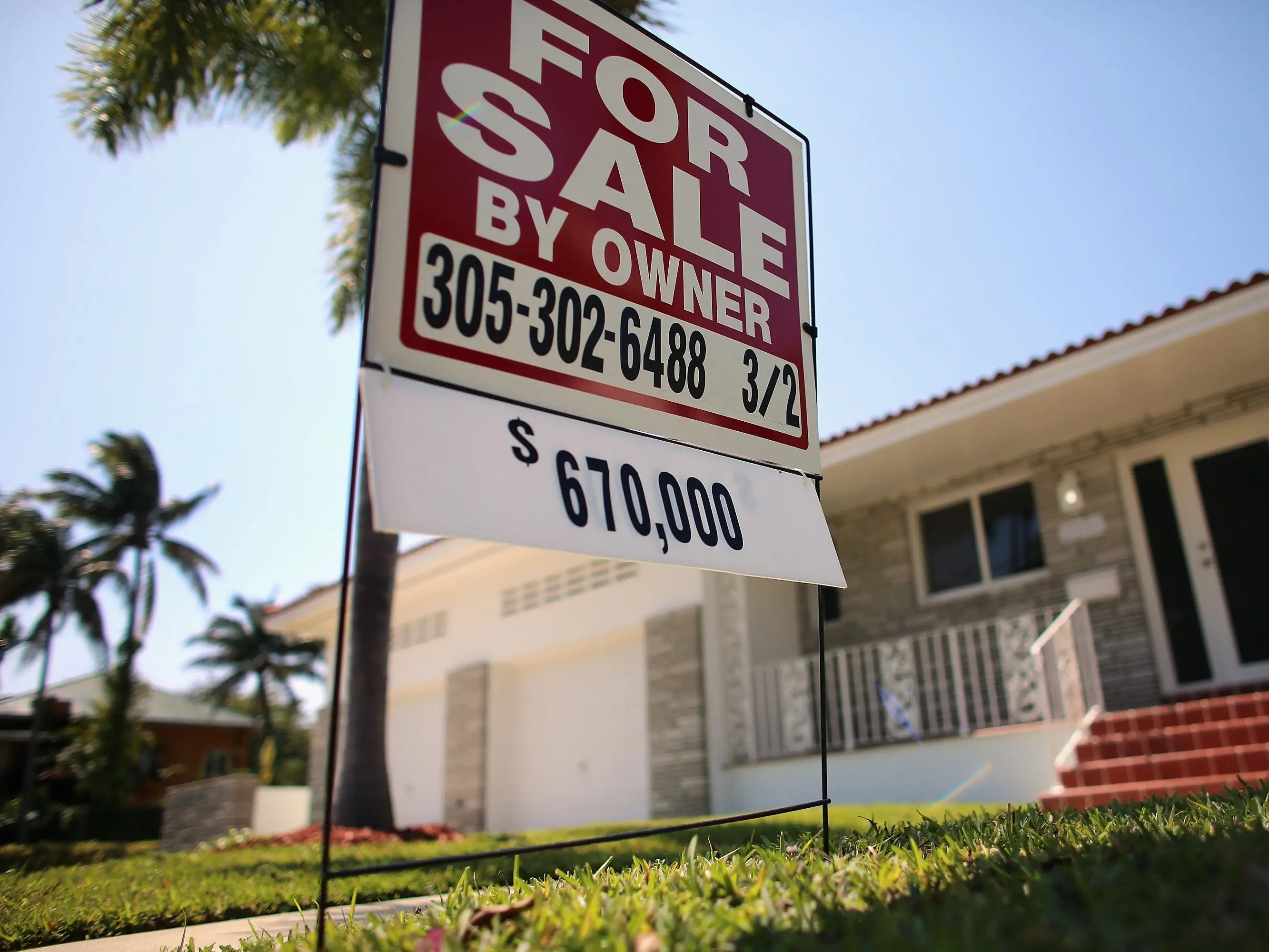 Ramus pasitraukimas išeina į būsto rinką: mažos atsargos ir vis dar aukštos hipotekos palūkanų normos atstumia būsimus pirkėjus