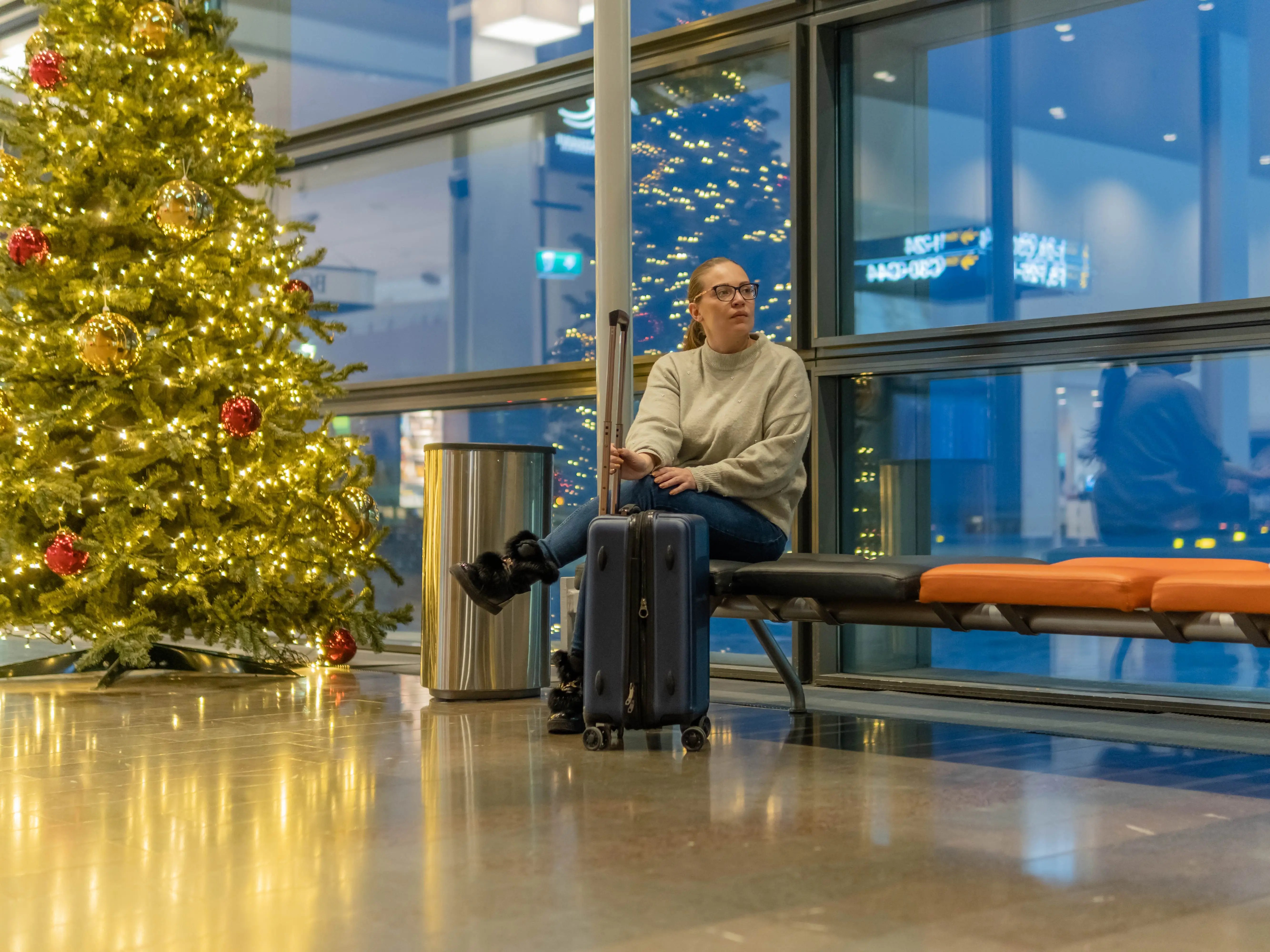 Mano skrydis buvo nukreiptas dėl oro sąlygų likus 2 dienoms iki Kalėdų.  Štai kaip aš išvengiau įstrigimo per atostogas.