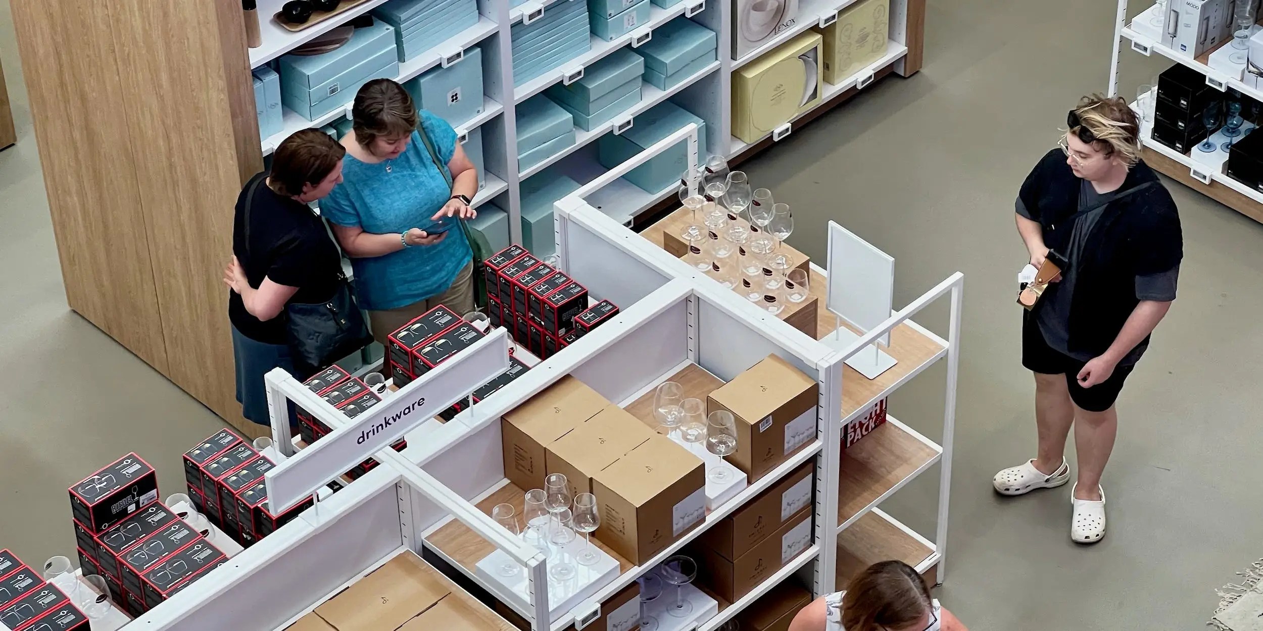 Dlaczego kupujący wycofują się ze wszystkiego, od ciasteczek po meble