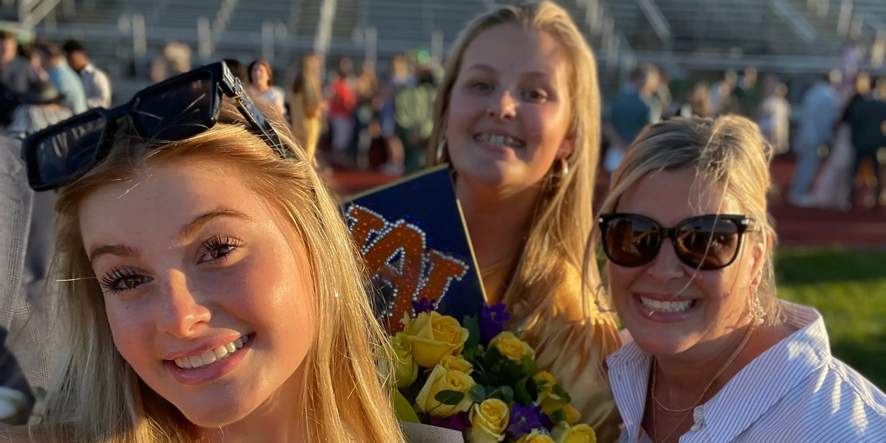 كوني أم أكبر للمراهقين يبقيني صغيراً