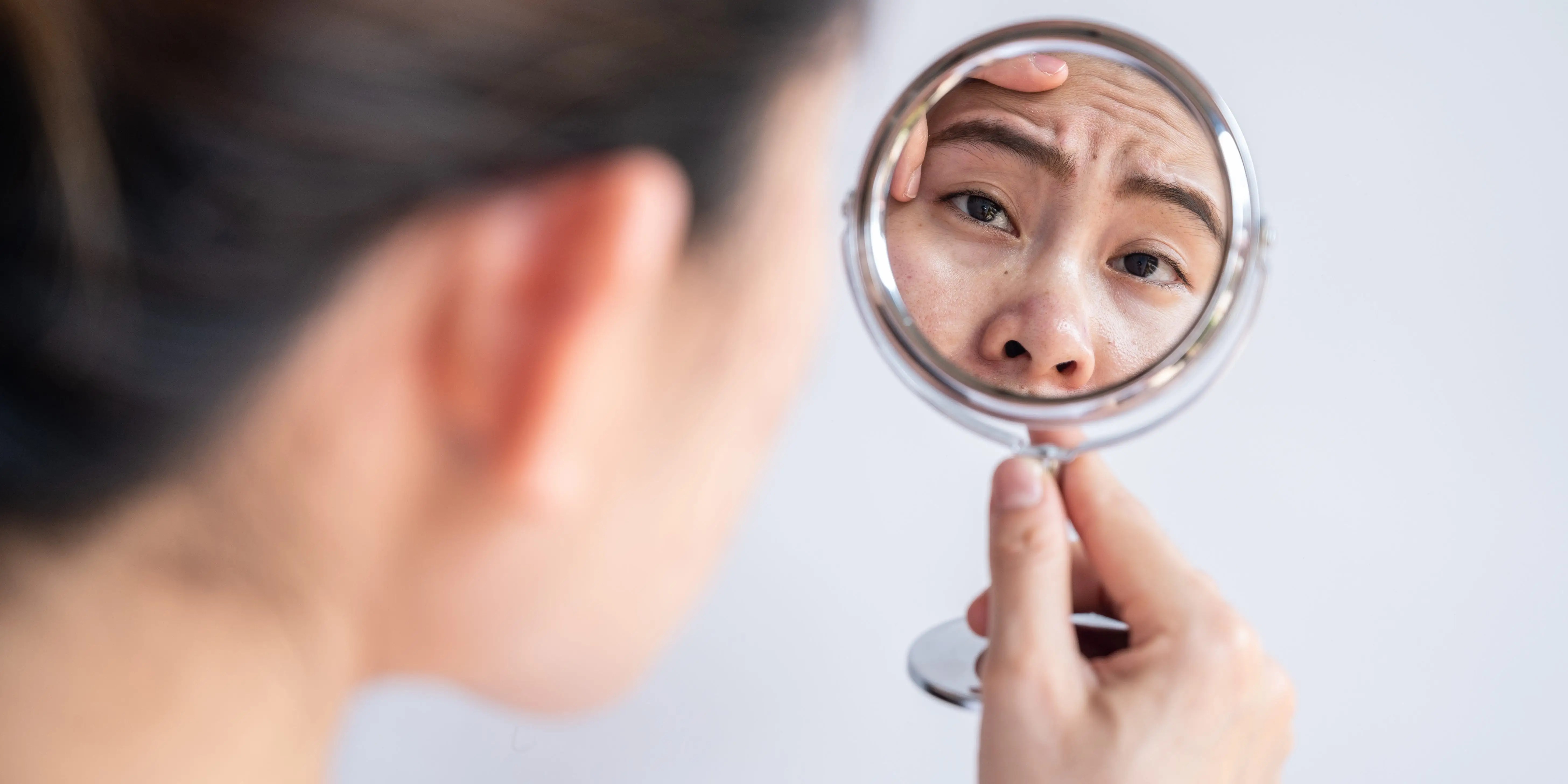 أمي المسنين: أشعر بالغيرة من شباب أطفالي والعقود الآجلة المحتملة