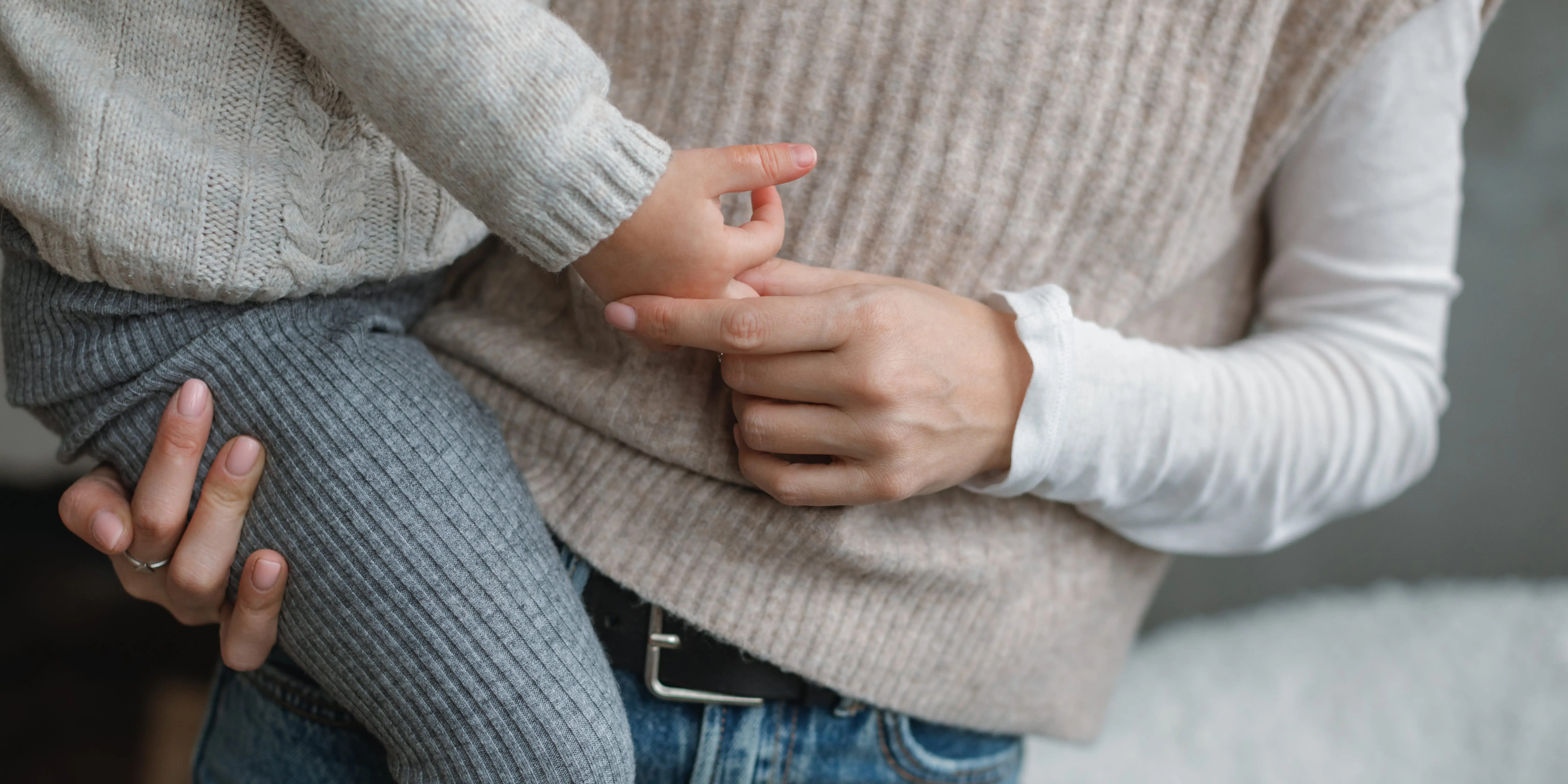 فقط ابنتي يمكنها الاتصال بي أمي. هناك المزيد لهويتي.