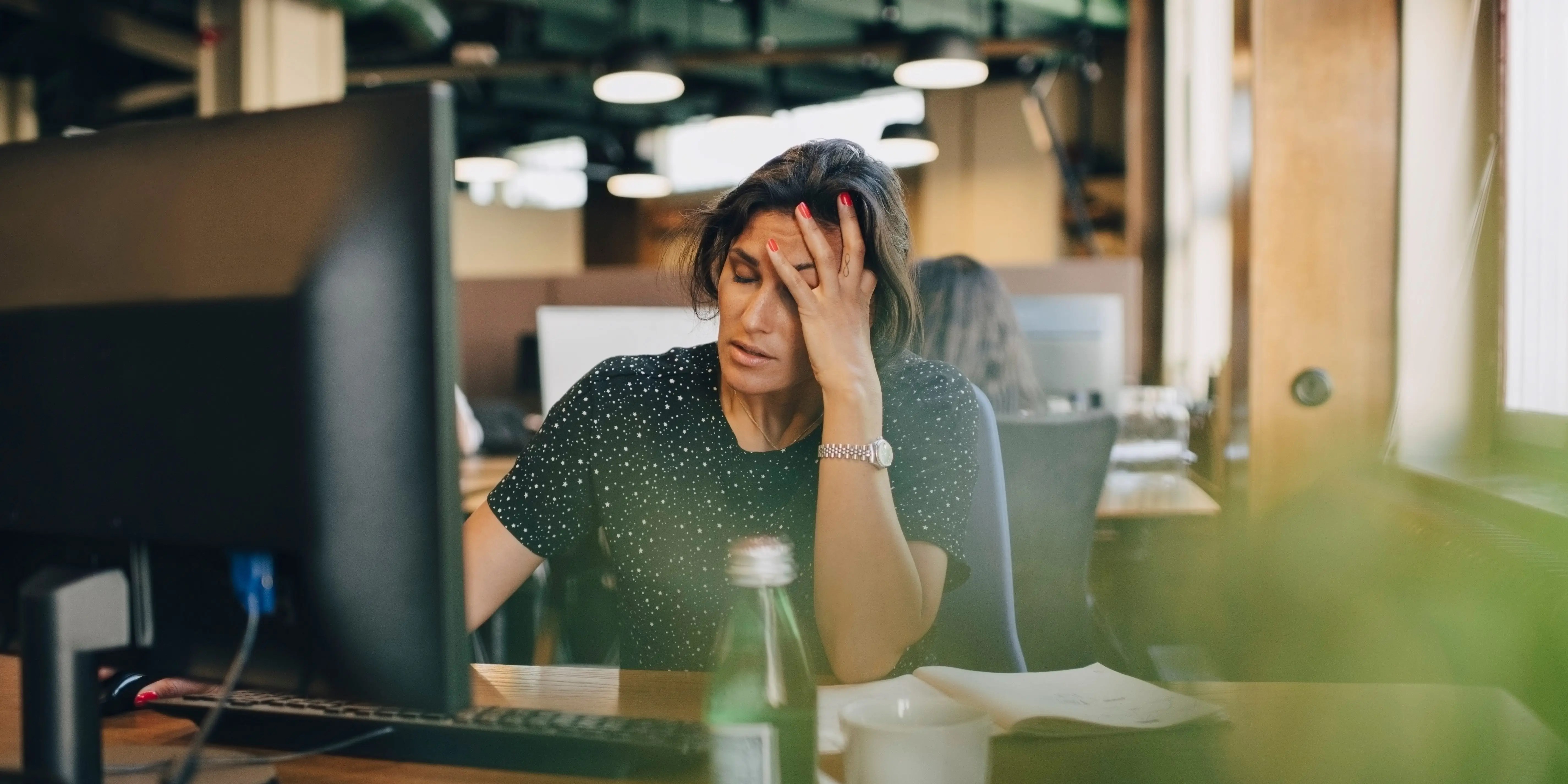 أنا المعيل في منزلي مع وظيفة بدوام كامل وصخب جانبي