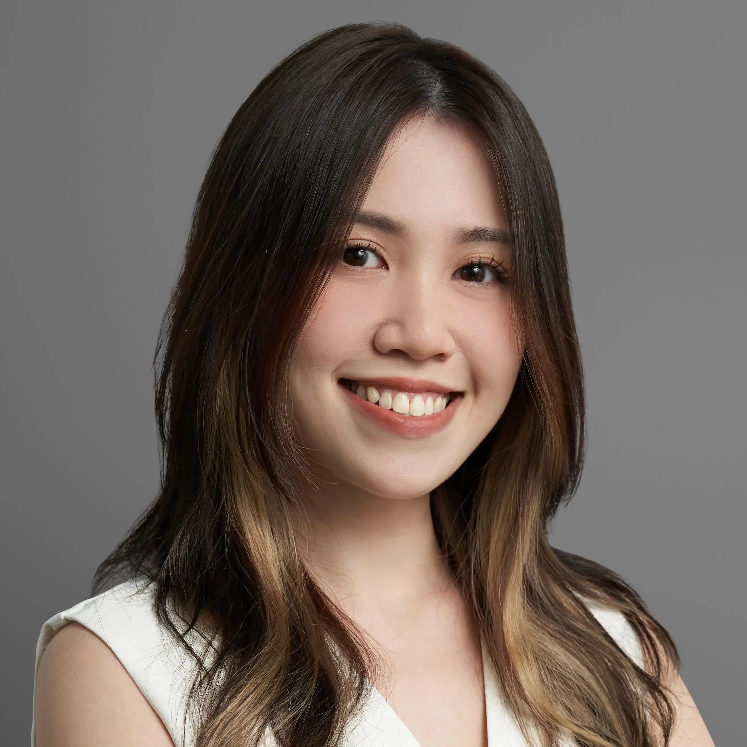 Burned out in her 50s, she left corporate life. Starting over in Korea helped her heal.