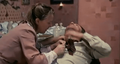La Sveglia Di Fantozzi - When You're Late On Make A Gif 216_x_400_gif
