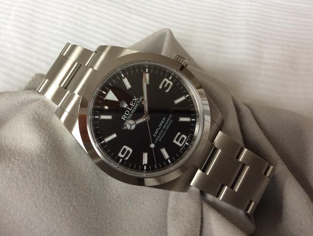 For Sale 2018 Rolex Explorer 214270 Lumed Numerals Unmarked Condition Full Set Uk Eu Based Watchuseek Watch Forums
