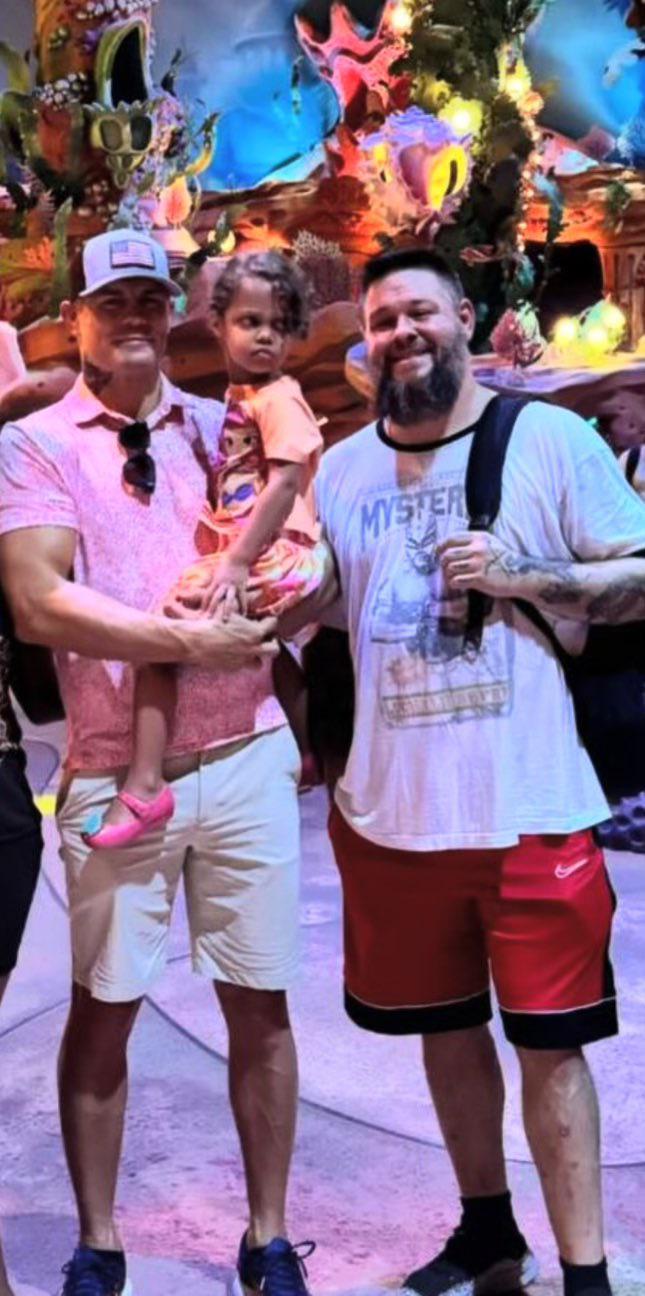 Cody Rhodes daughter side-eyeing Kevin Owens 😂 : rSquaredCircle Kevin owens mother illness