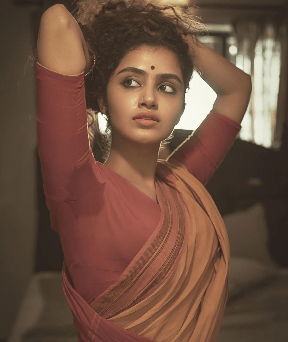 Anupama armpit