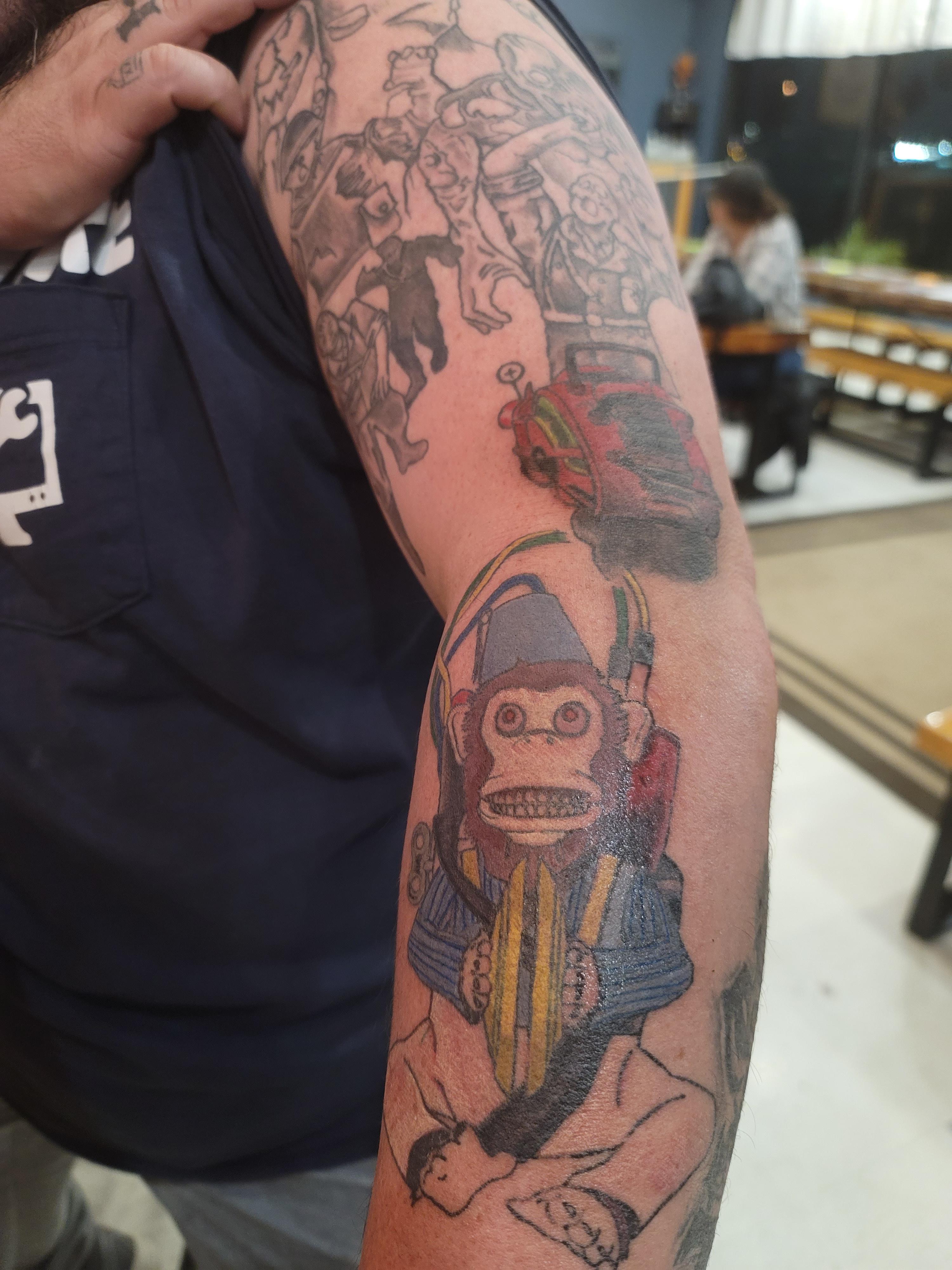 3 Sessions In On My Call Of Duty Zombies Sleeve. Going To Add The Mystery Box Later, An Operator, I Am Thinking Maxis Is Most Appropriate, Maybe A Perk Machine. Any Suggestions 4000_x_3000_jpg