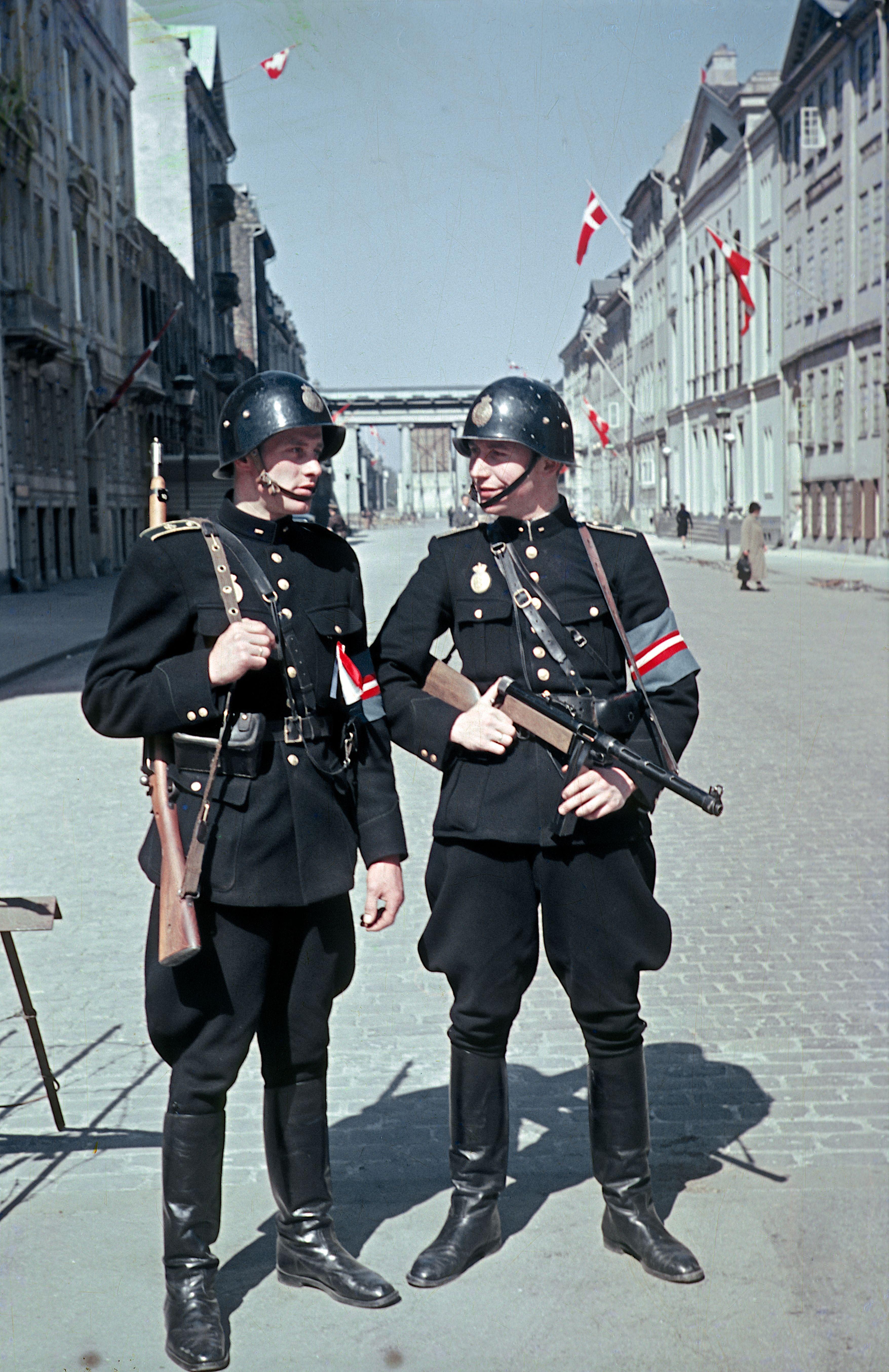 ปลอก แขน น ศ ท