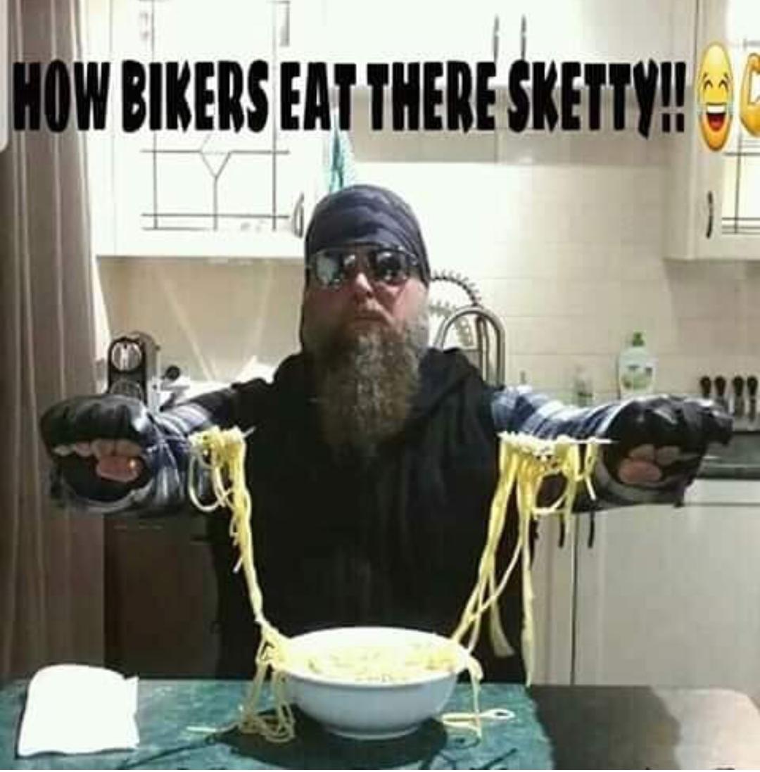 How bikers eat their sketty