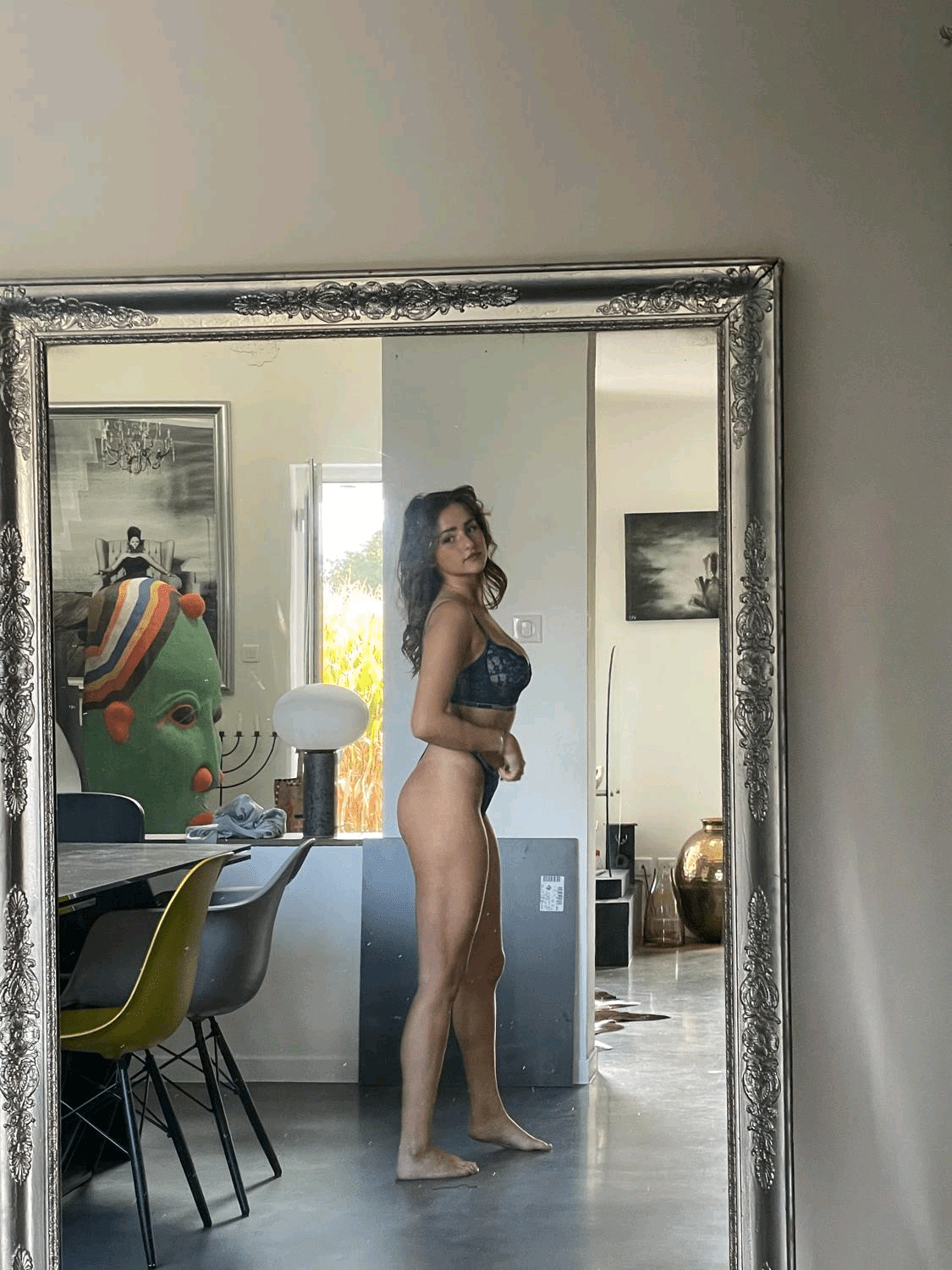 On veux voir ton cul chachou. Charlotte haffner