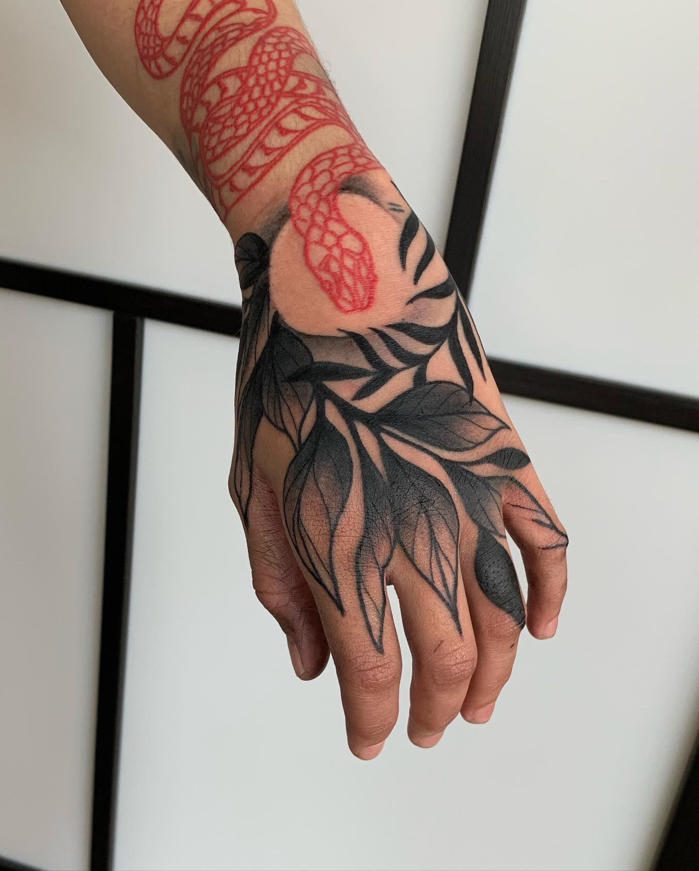 Leafy Hand, Done By @J.doraziotattoos On Ig. The Snake And Equal Sign Were Existing Tattoos, And There Is A Cover Up On The Ring Finger. : R/Tattoodesigns 1795_x_1440_jpg