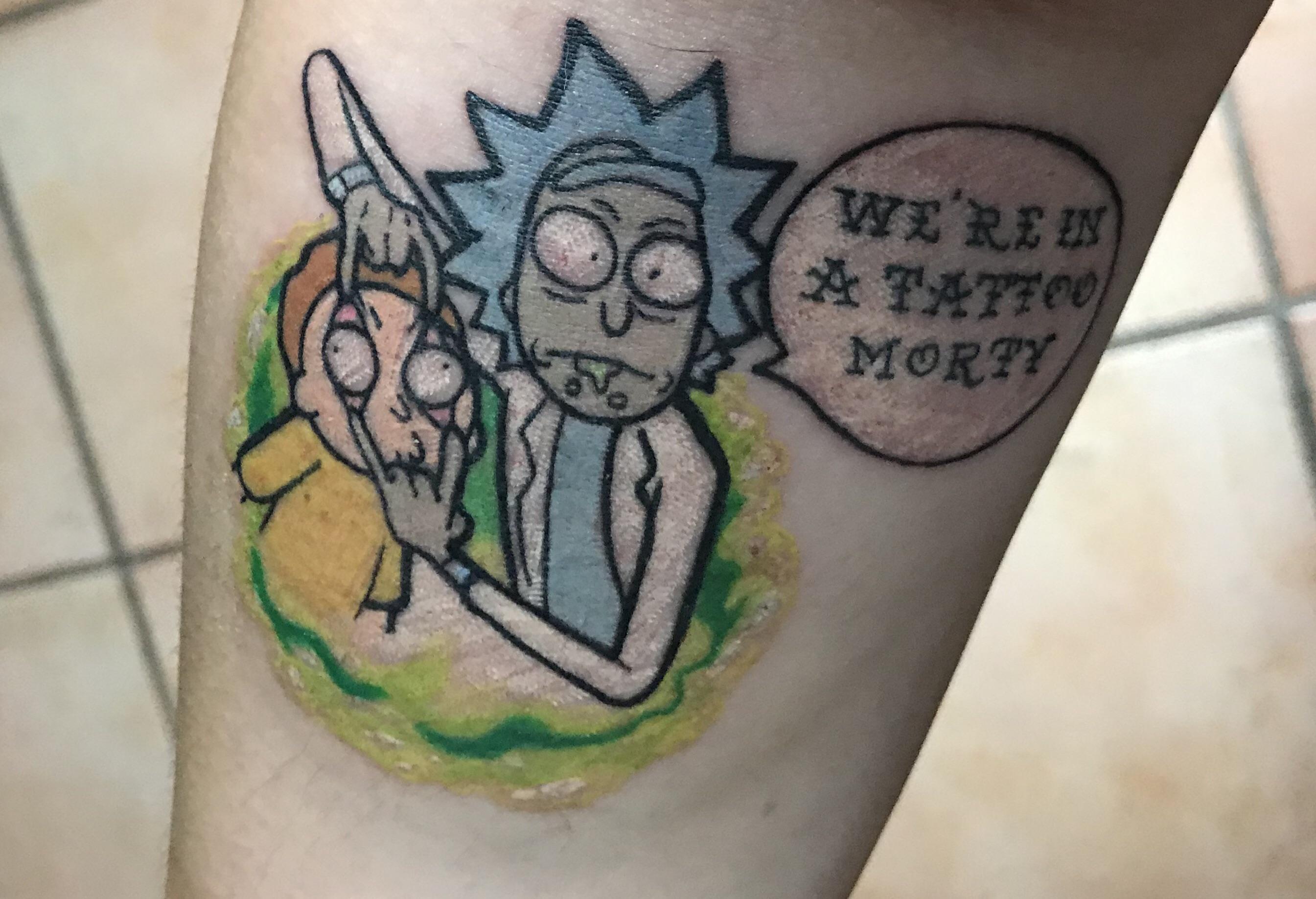 Rick y morty tatuaje