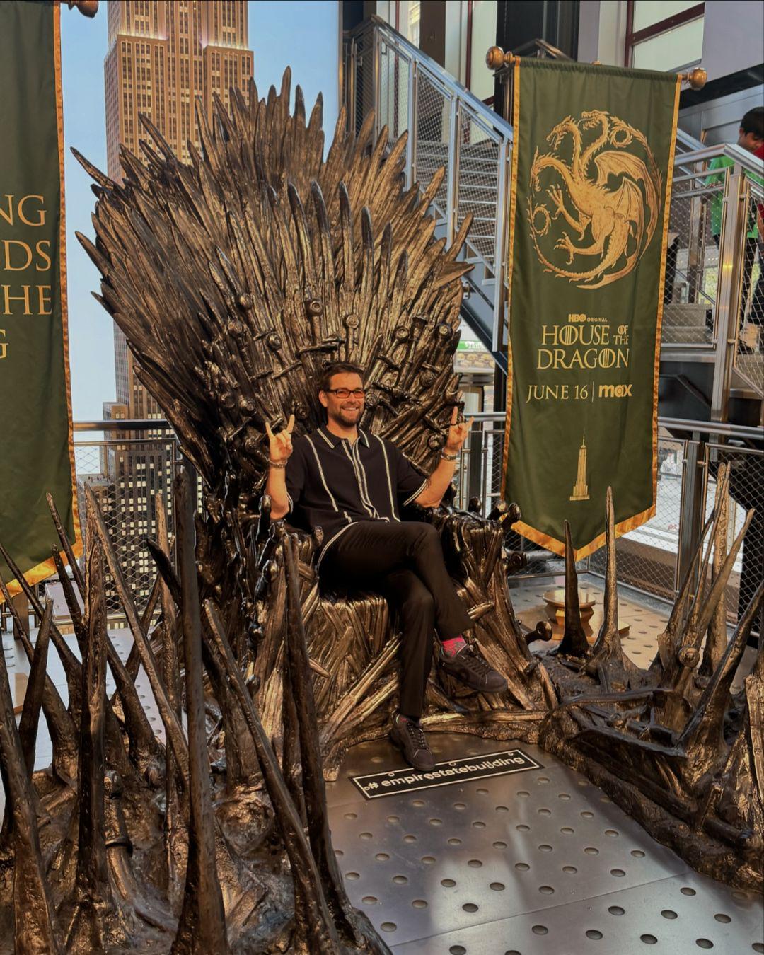 house of the dragon raise your banner