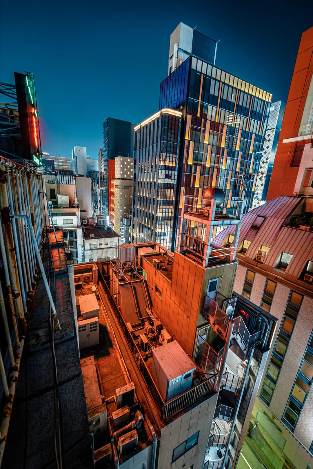 Rooftop bar tokyo